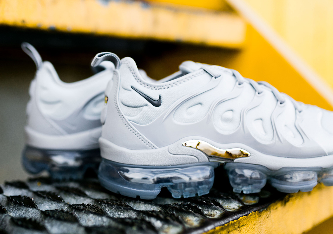 Nike Vapormax Plus Wolf Grey Available Now 6