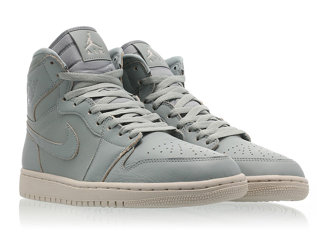 Air Jordan 1 Retro High Premium "Mica Green"