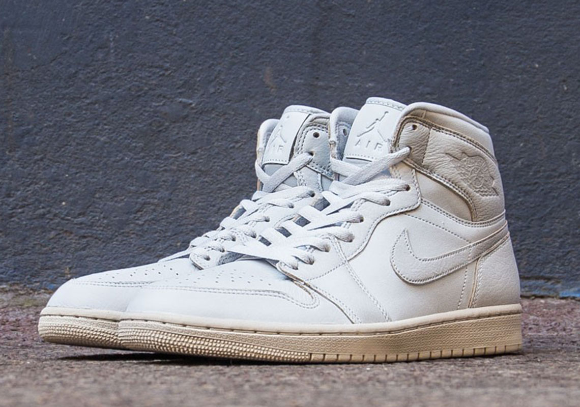 The Air Jordan 1 Premium Arrives In "Pure Platinum"