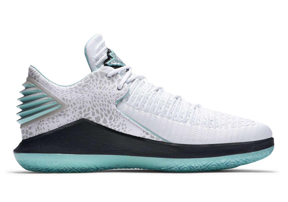 Air Jordan 32 Low Jade 3