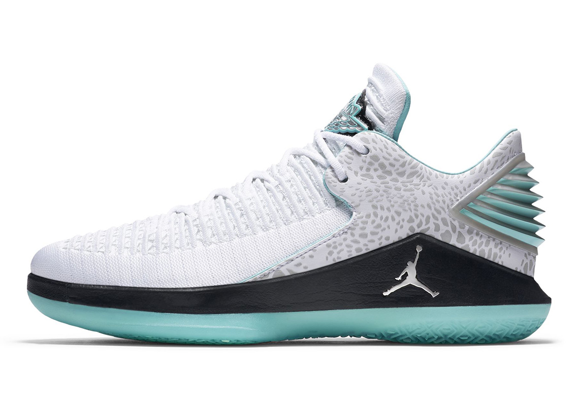 Air Jordan 32 Low Jade 4