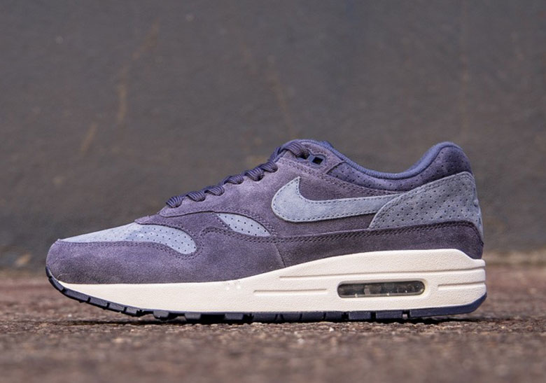 Nike Air Max 1 Premium Indigo 875844 501 1