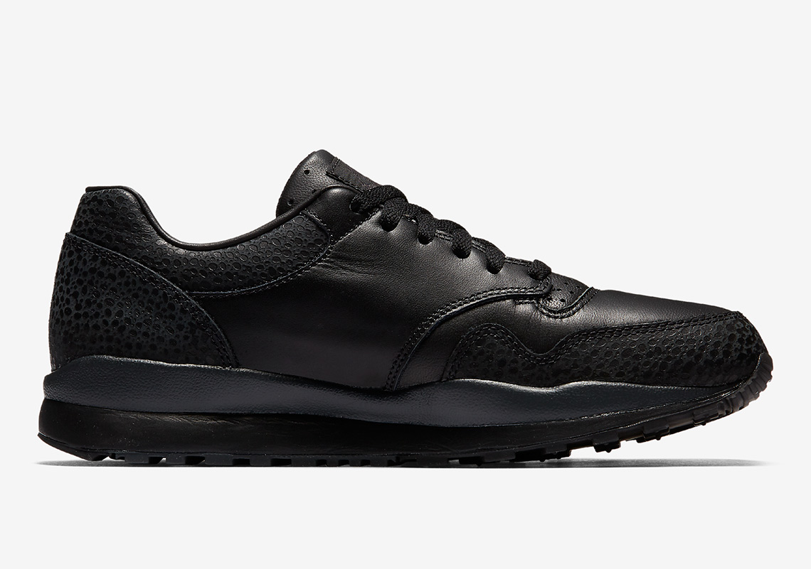 Nike Air Safari Ao3295 002 Triple Balck Release Info 5