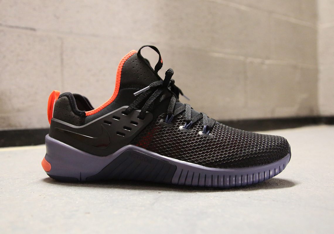 Nike Free X Metcon Black Solar Red Grey 1