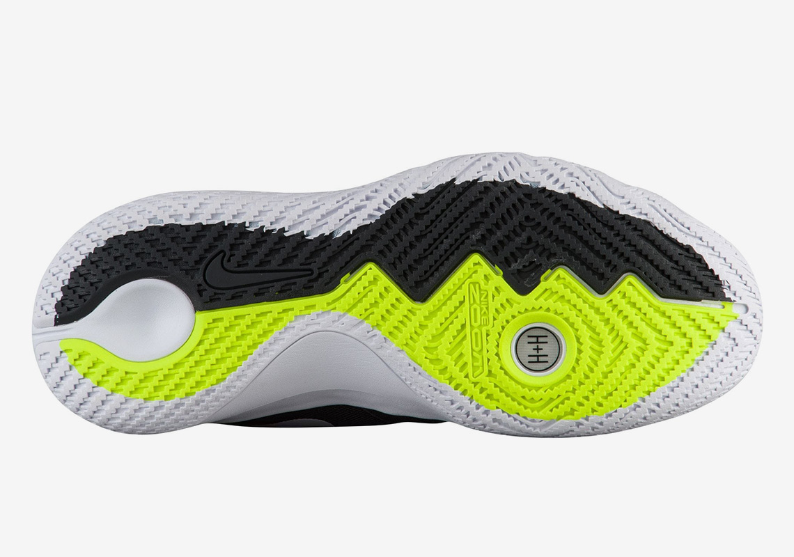 Nike Kyrie Flytrap Black White Available 3