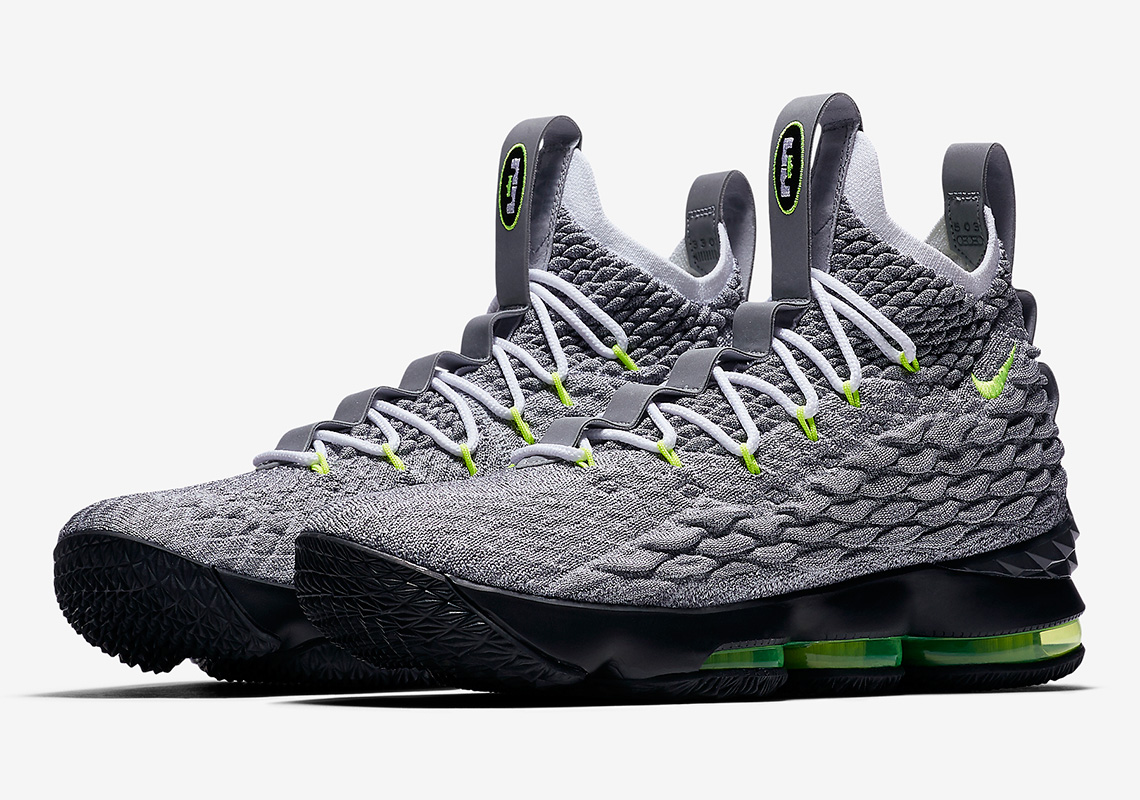 Nike Lebron 15 Lebronwatch Neon Ar4831 001 1