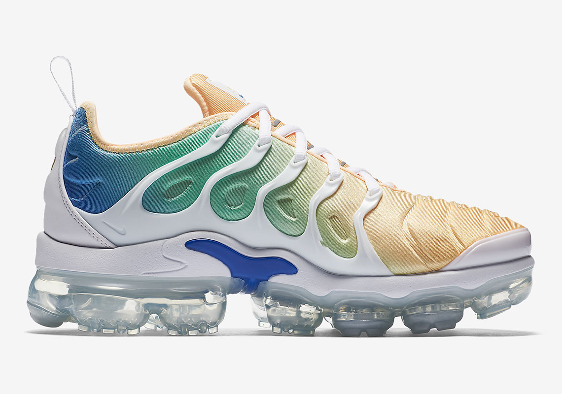 Nike Vapormax Plus Womens Ao4550 100 3