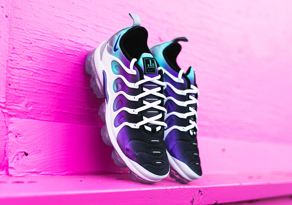 Nike Vapormax Plus Womens Purple Blue White 1