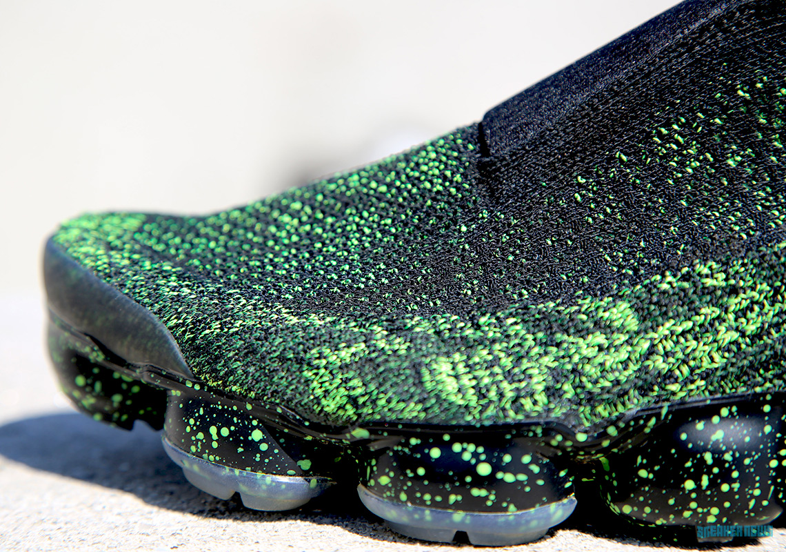 Acronym Nike Vapormax Black Volt Detailed Photos 1