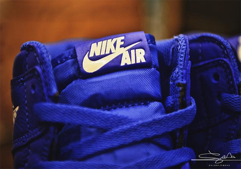 Air Jordan 1 Retrohigh Og Hyper Royal 3