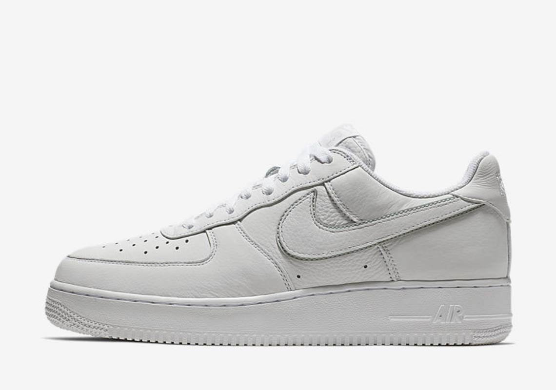 Nike Air Force 1 Connected 2