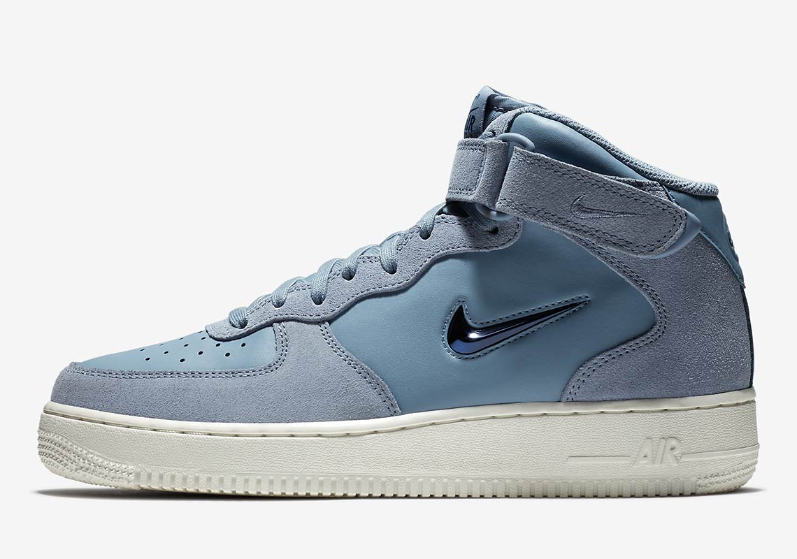 Nike Air Force 1 Mid Jewel 804609 402 1