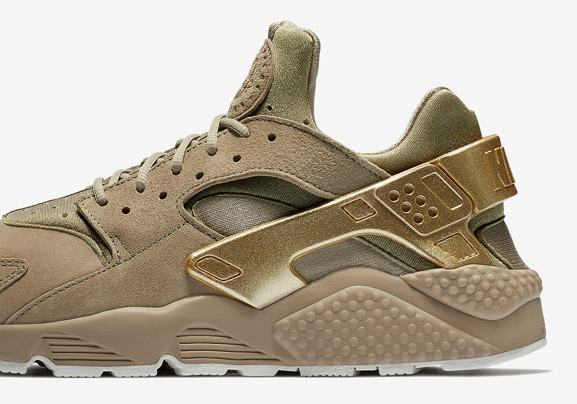 Nike Air Huarache "Gold Rush" Is Available Now