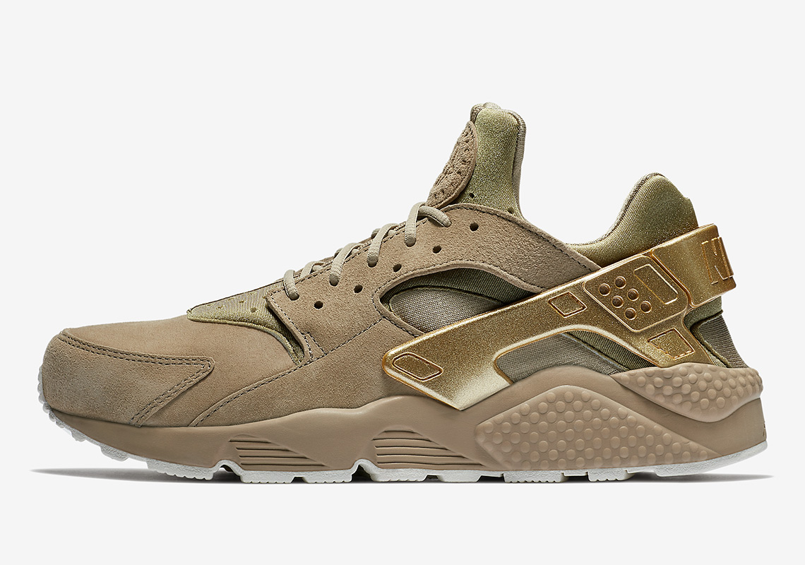 Nike Air Huarache Gold Rush 704830 201 2