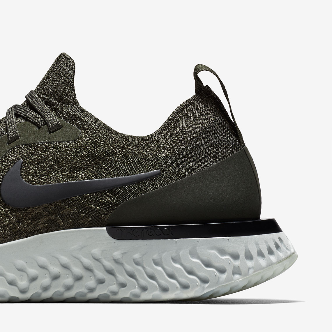 Nike Epic React Flyknit Aq0070 300 Mens 7