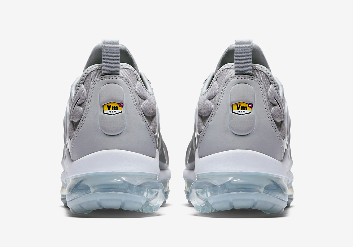 Nike Vapormax Plus Silver Gradient 2