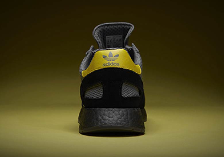 Adidas I5923 Manchester Showers 4