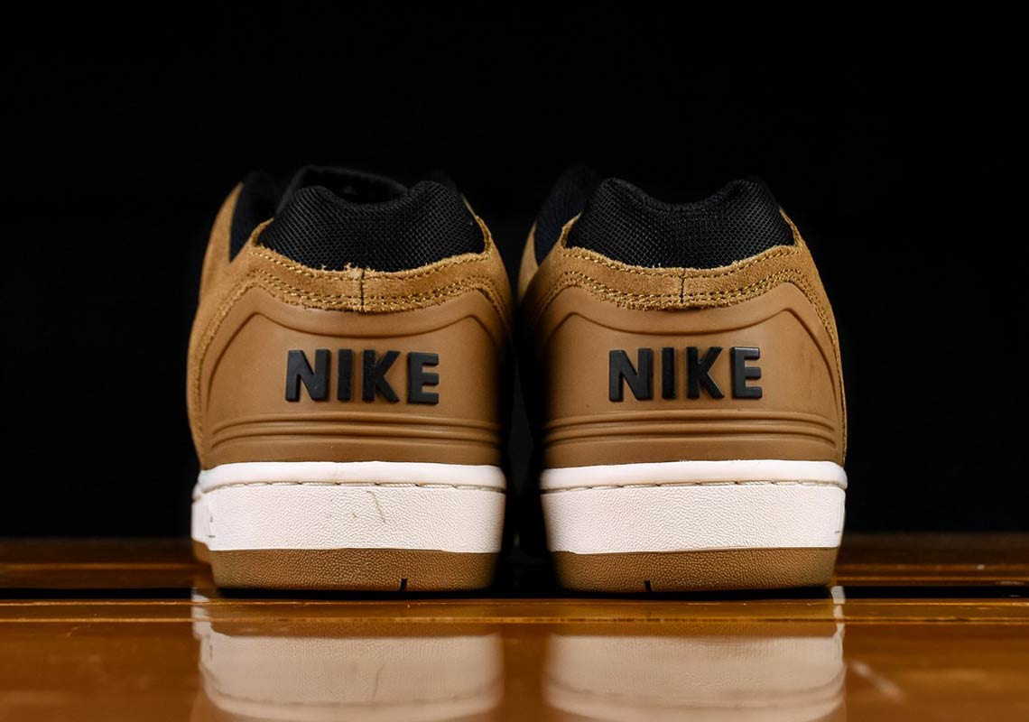 Nike Air Force 2 Low Esape Brown Ao0300 300 3