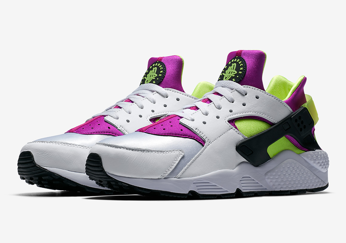 The Nike Air Huarache "Magenta" Is Returning Soon