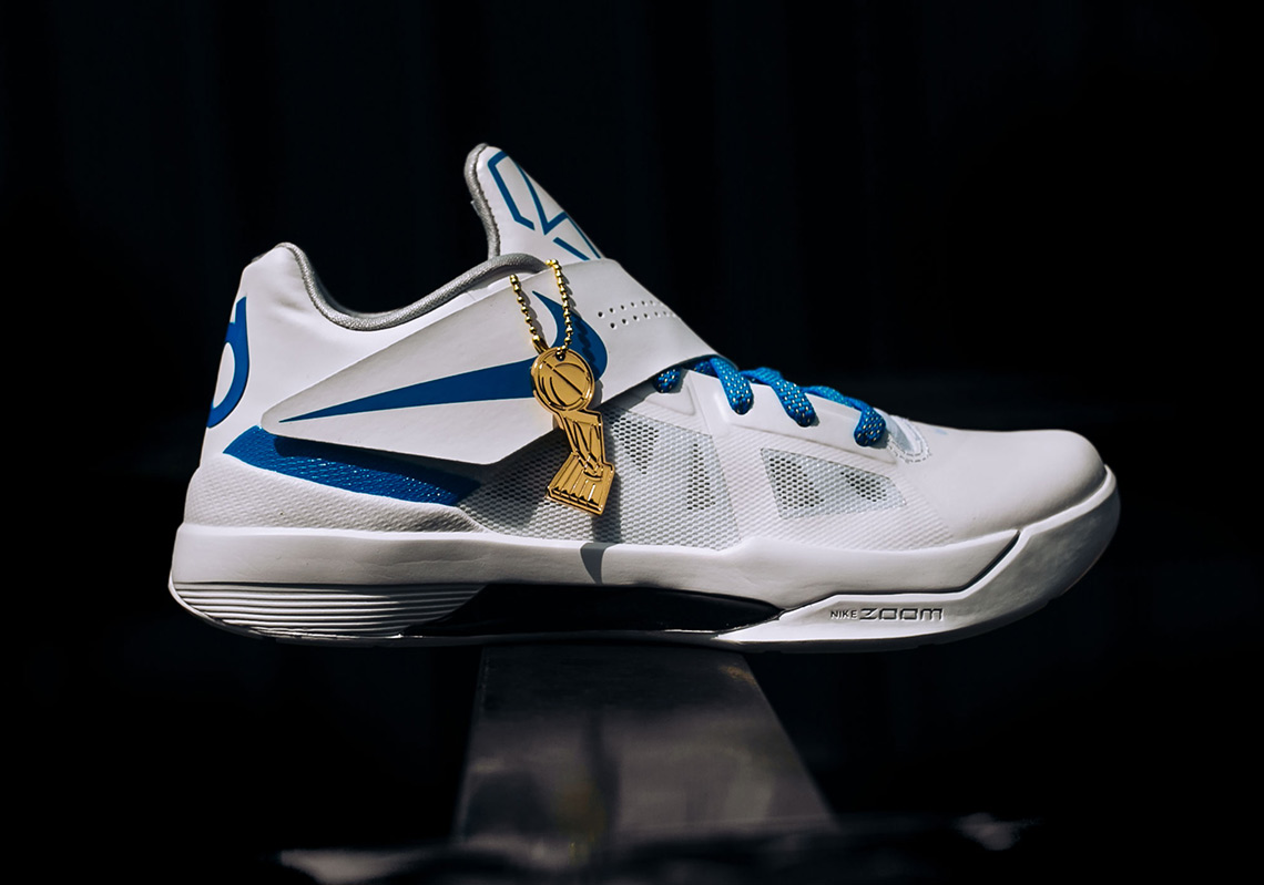 Nike Kd 4 White Blue Art Of A Champion 1