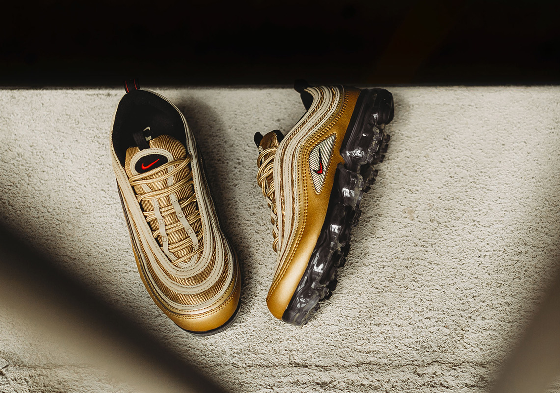 Nike Vapormax 97 Metallic Gold Release Date Info 4