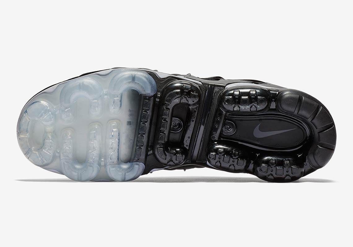 Nike Vapormax Plus Black White 924453 010 2