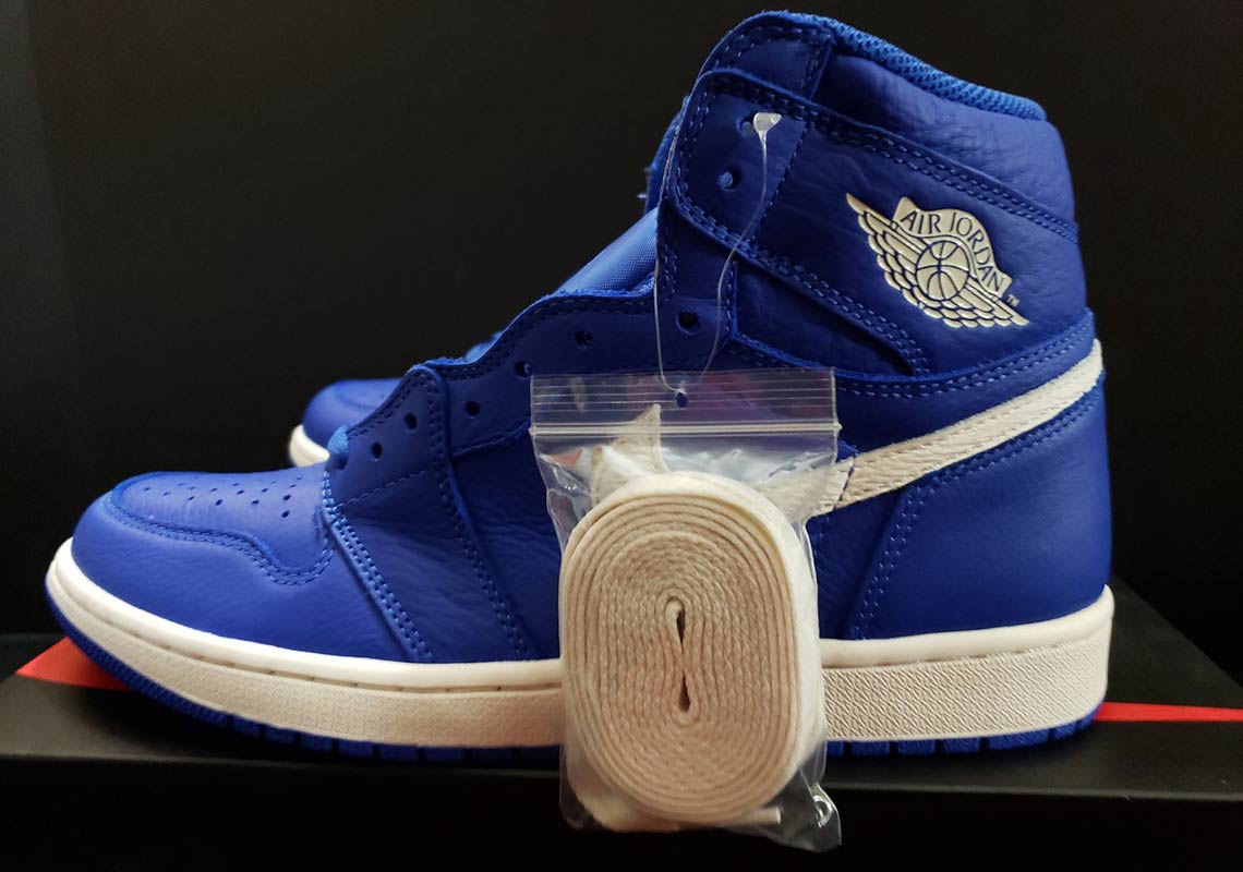 Air Jordan 1 Hyper Royal Release Date 555088 401 1