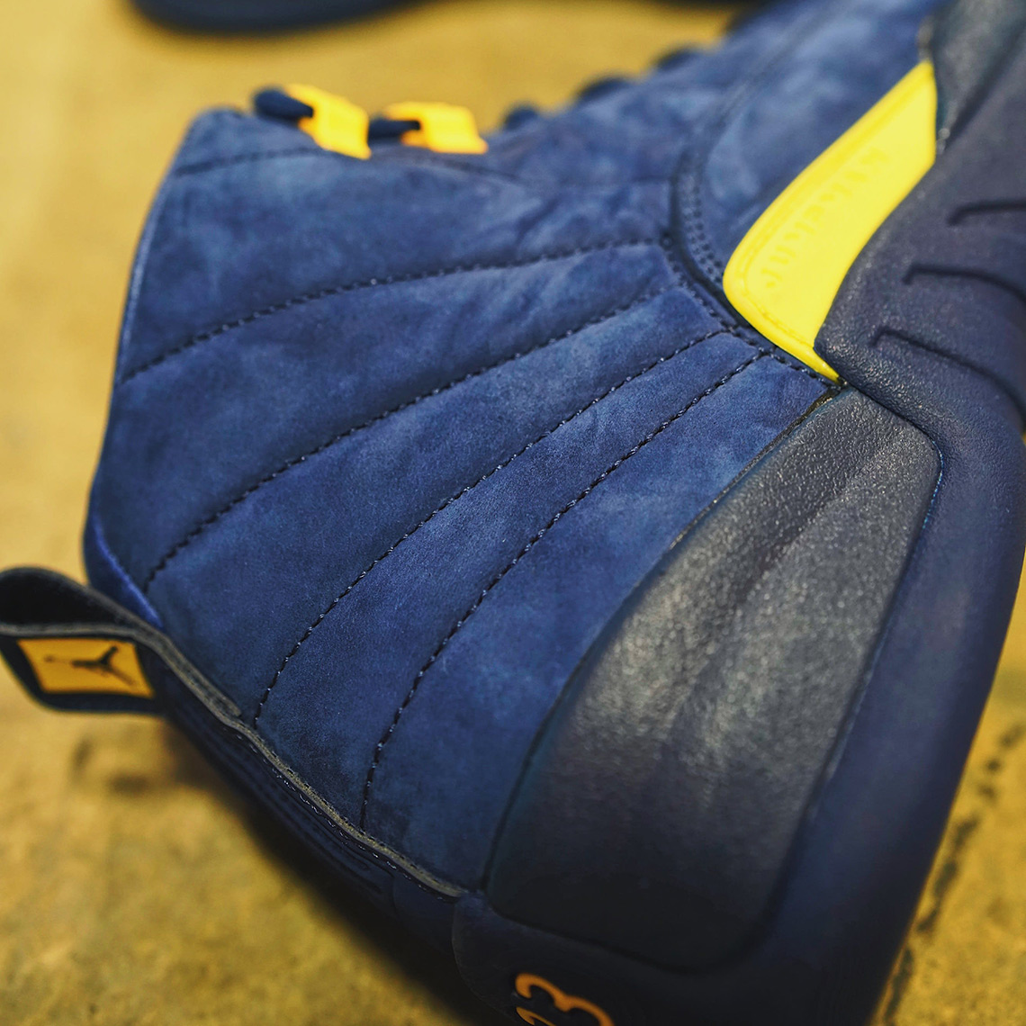 Air Jordan 12 Michigan Bq3180 407 4
