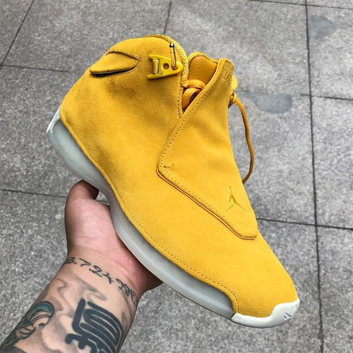 Air Jordan 18 Yelow Suede 5