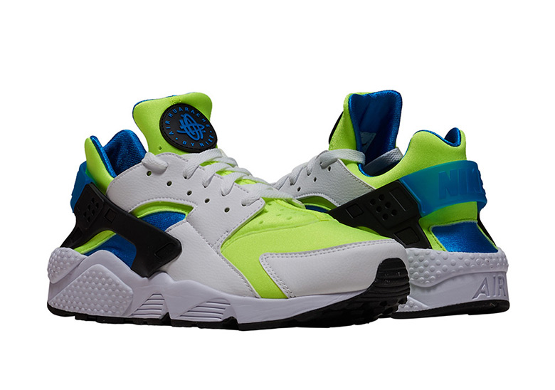 Nike Remixes "Scream Green" On The Air Huarache