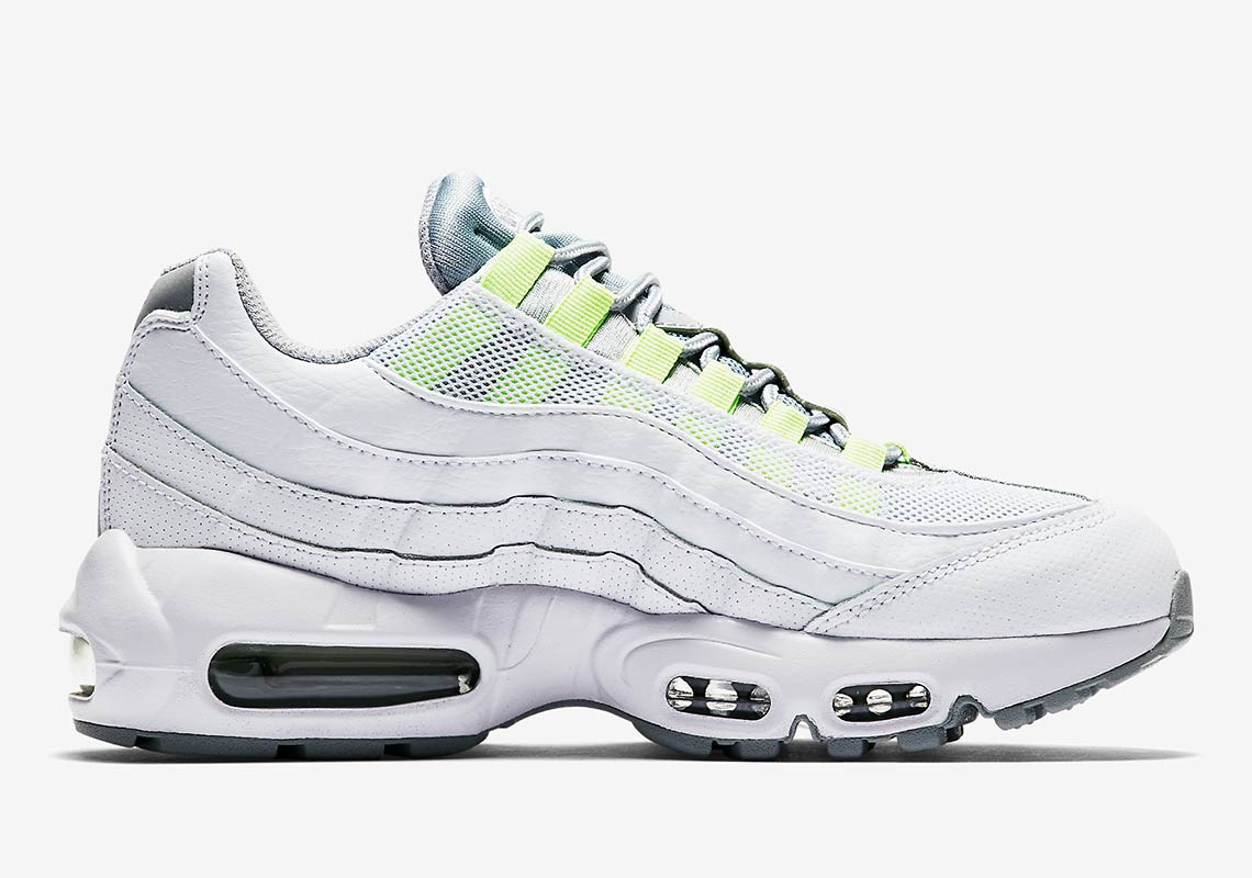 Nike Air Max 95 Aq4141 100 3