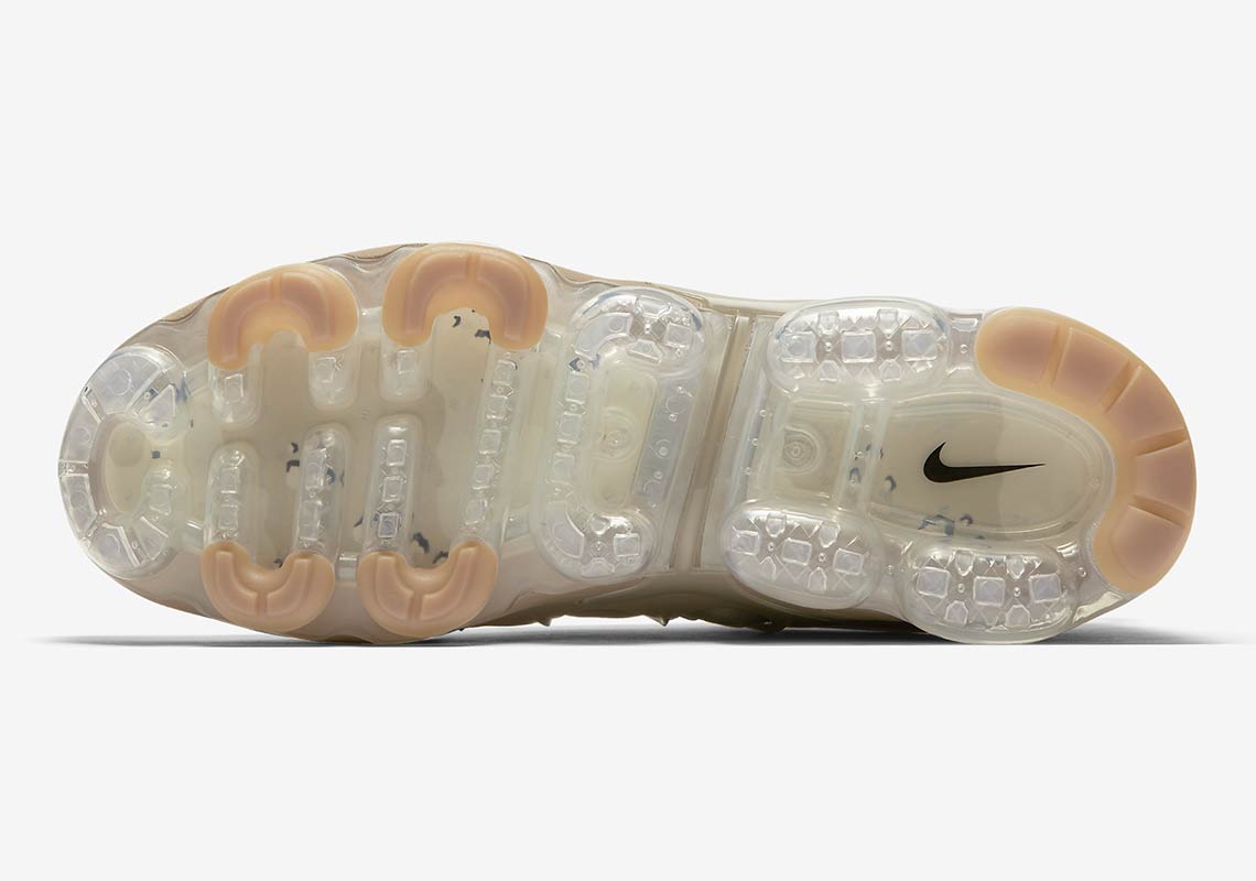 Nike Vapormax Plus Desert At5681 200 2