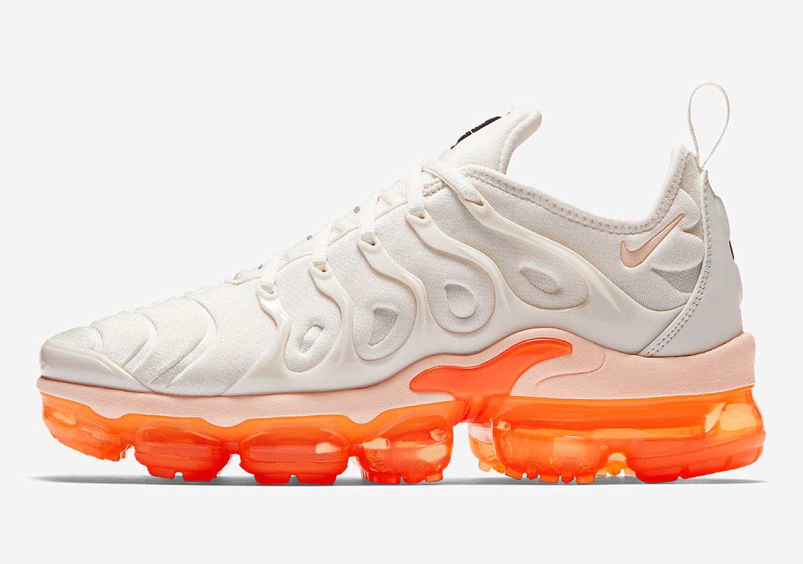 Nike Vapormax Plus Womens Ao4550 005 1