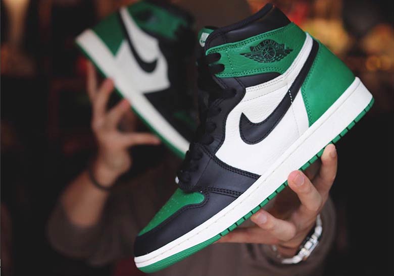 Air Jordan 1 Pine Green 555088 302 2