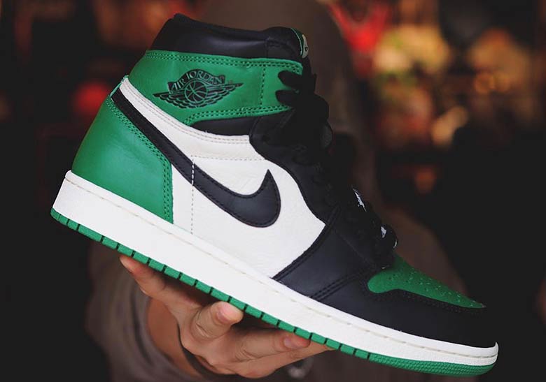 Air Jordan 1 Pine Green 555088 302 3