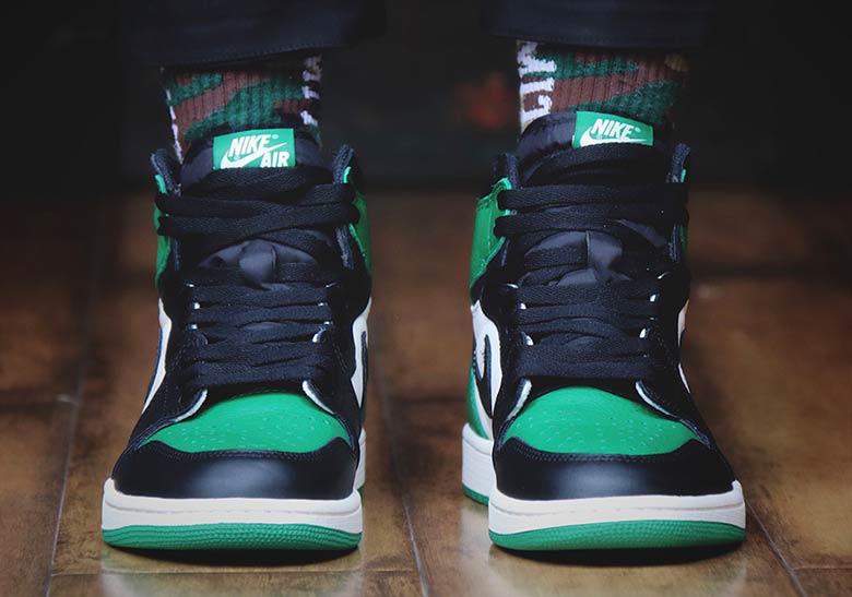 Air Jordan 1 Pine Green 555088 302 9