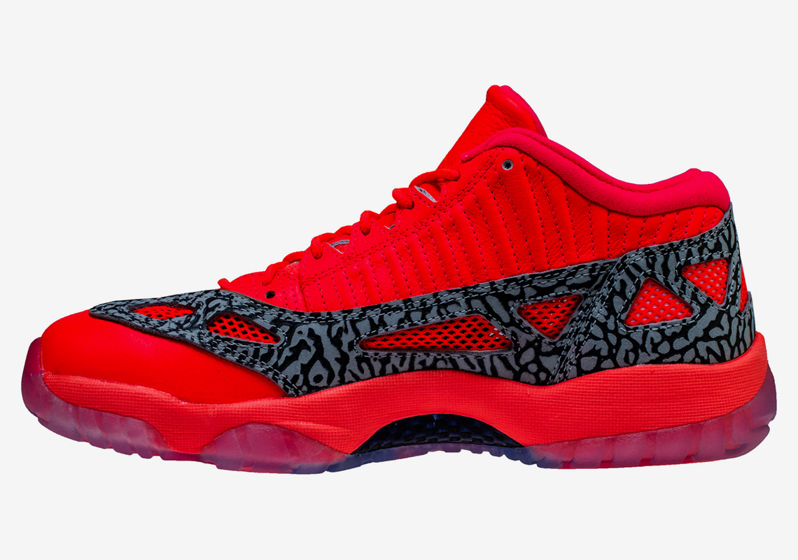 Air Jordan 11 Low Ie Flash Crimson 919712 600 3