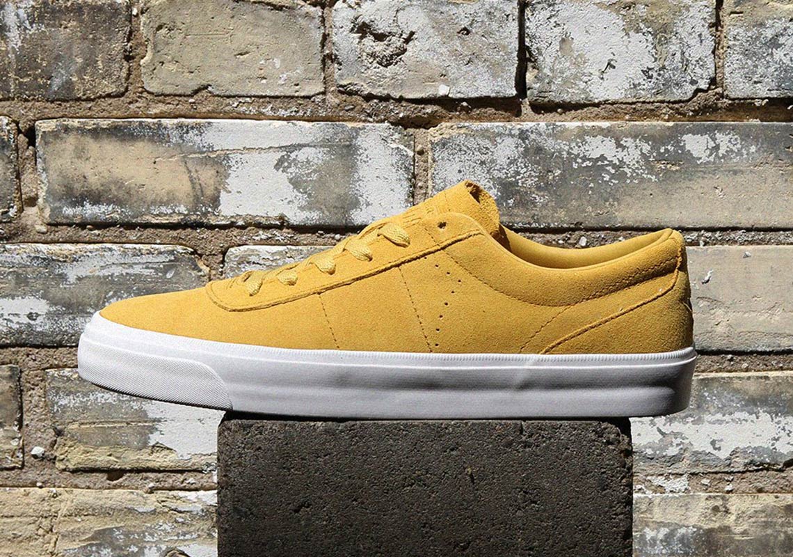 Converse One Star Yellow Heel Logo 2