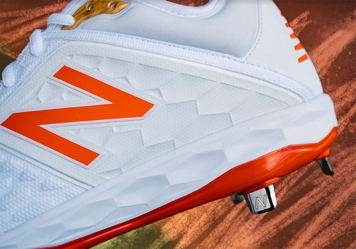 Jose Altuve New Balance 3000v4 1