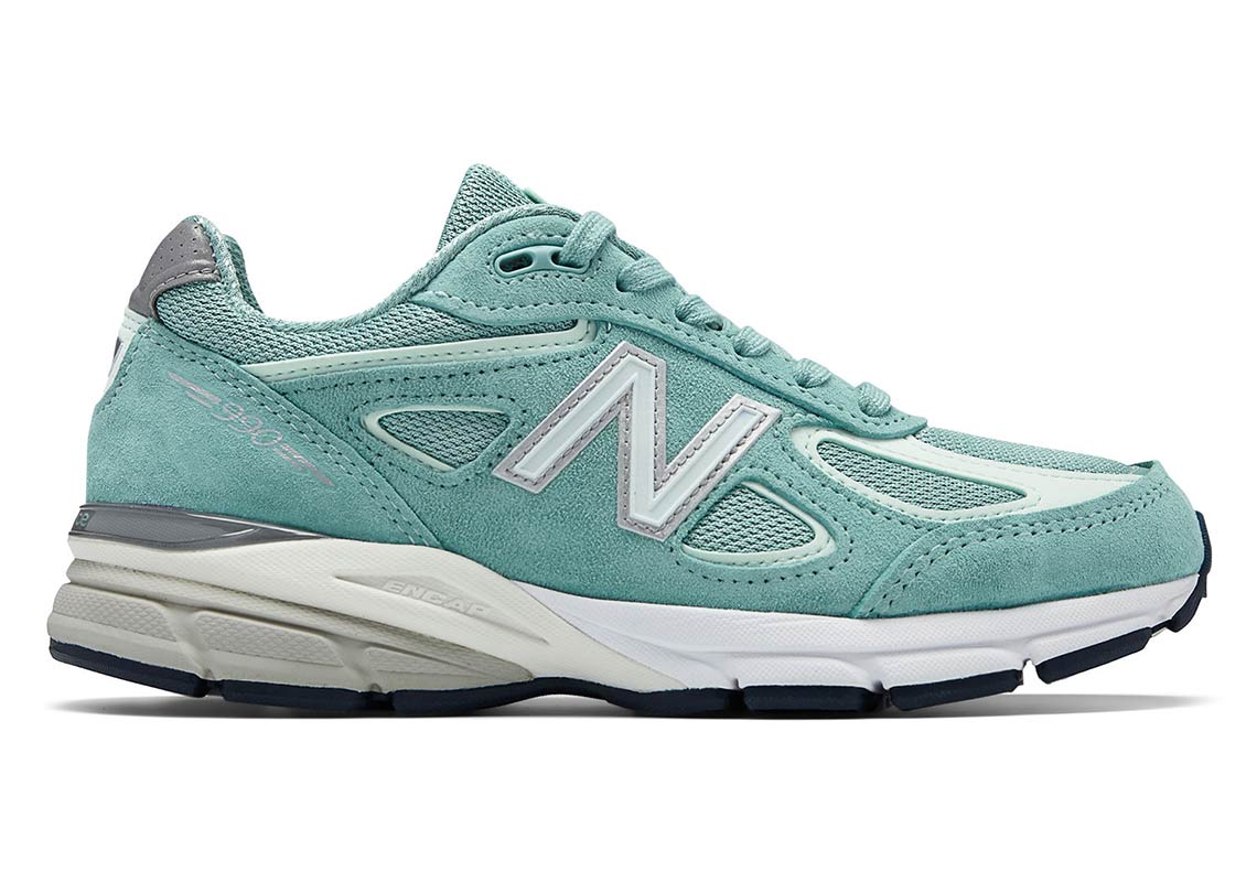 A Light Mineral Sage Comes To The New Balance 990v4