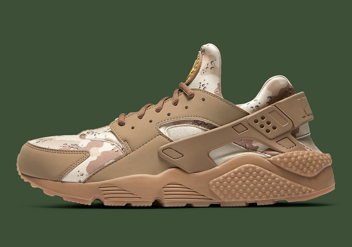 Nike Air Huarache Camo At6156 200 2