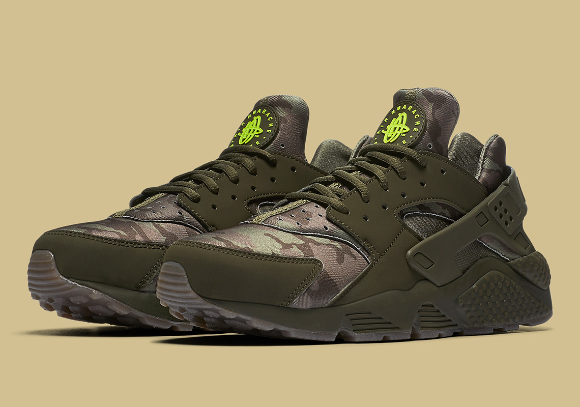 Nike Air Huarache Camo At6156 300 4