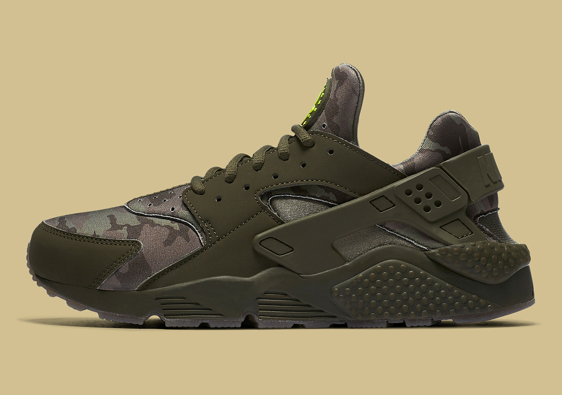 Nike Air Huarache Camo At6156 300 5