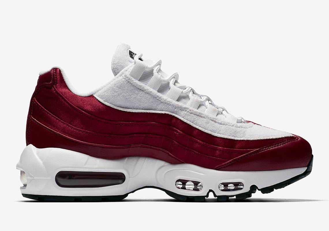 Nike Air Max 95 Satin Terry Aa1103 601 3