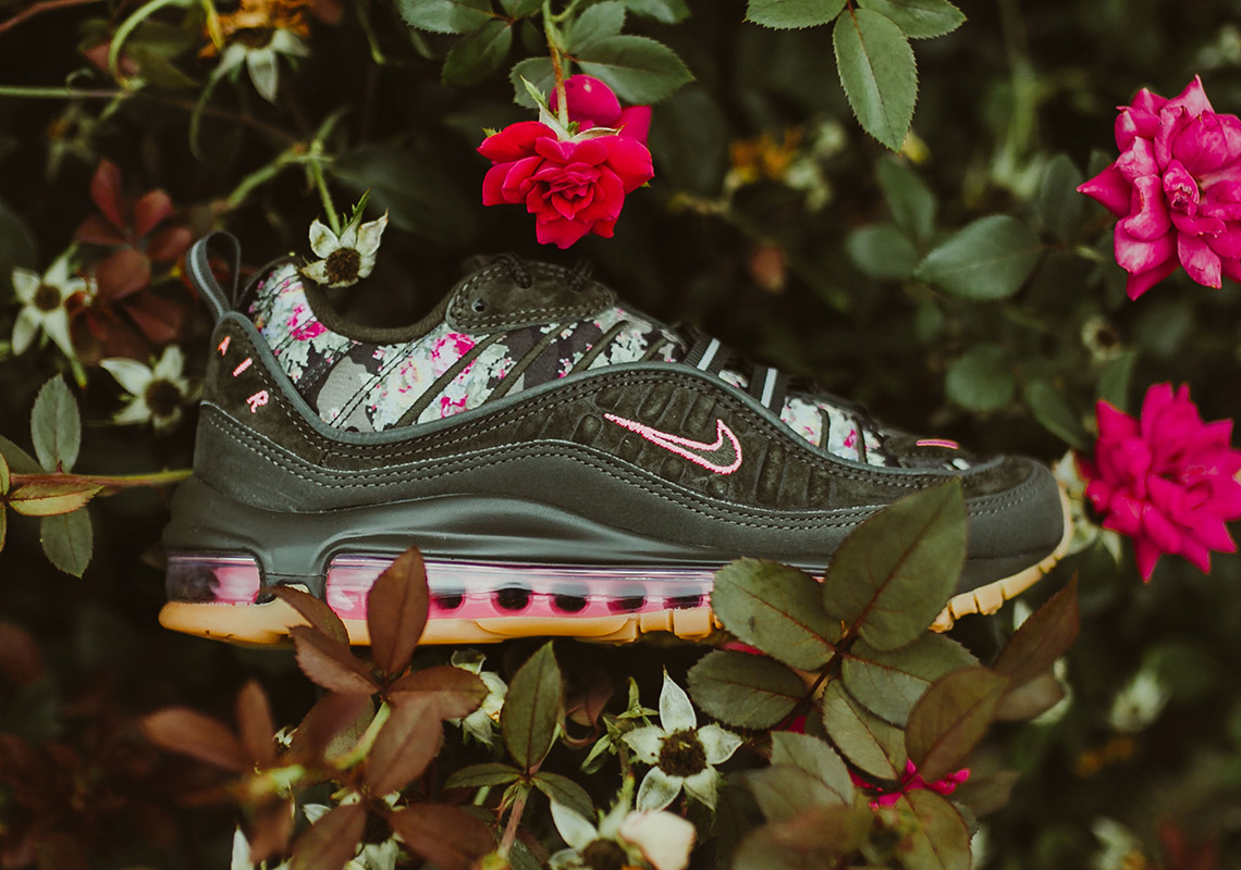 Nike Air Max 98 Sequoia Digi Floral 3