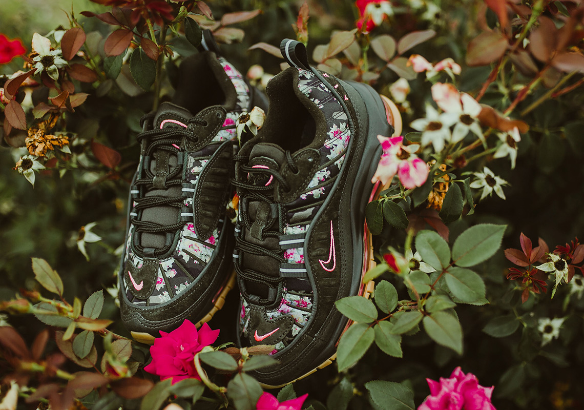 Nike Air Max 98 Sequoia Digi Floral 6