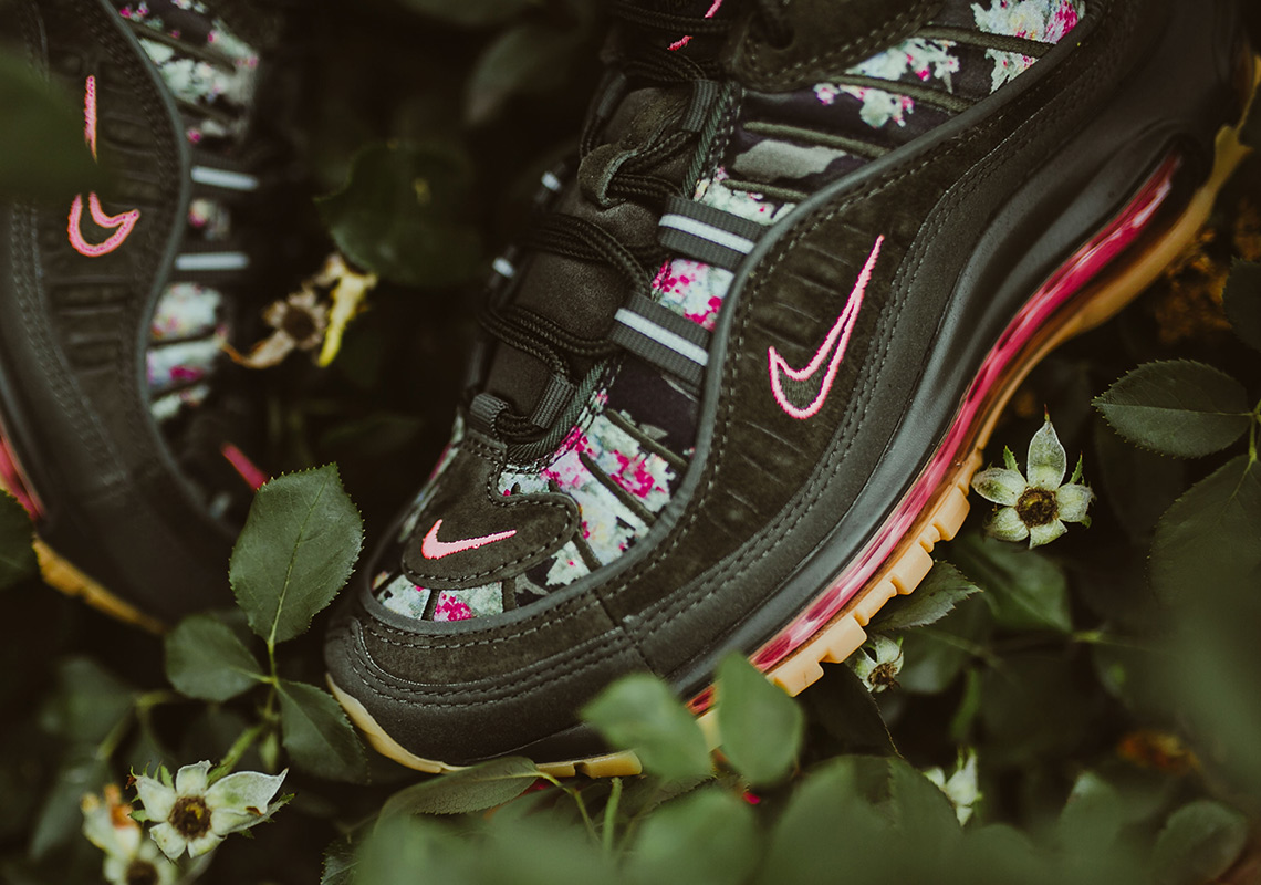 Nike Air Max 98 Sequoia Digi Floral 9