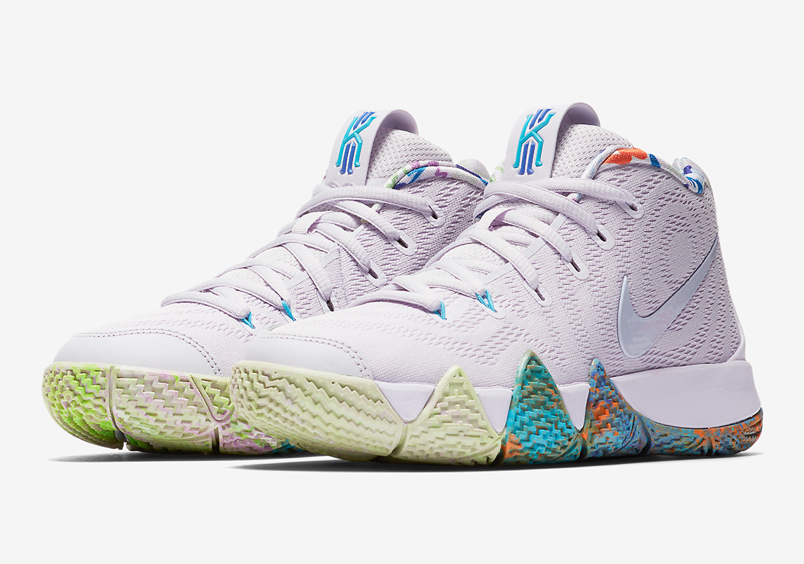 This Nike Kyrie 4 For Kids Remembers The 90's