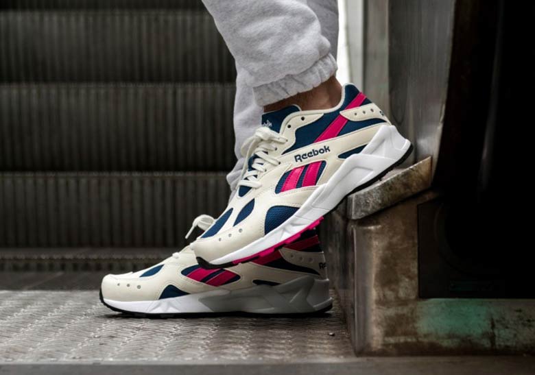 Reebok Aztrek Pink Blue White 1