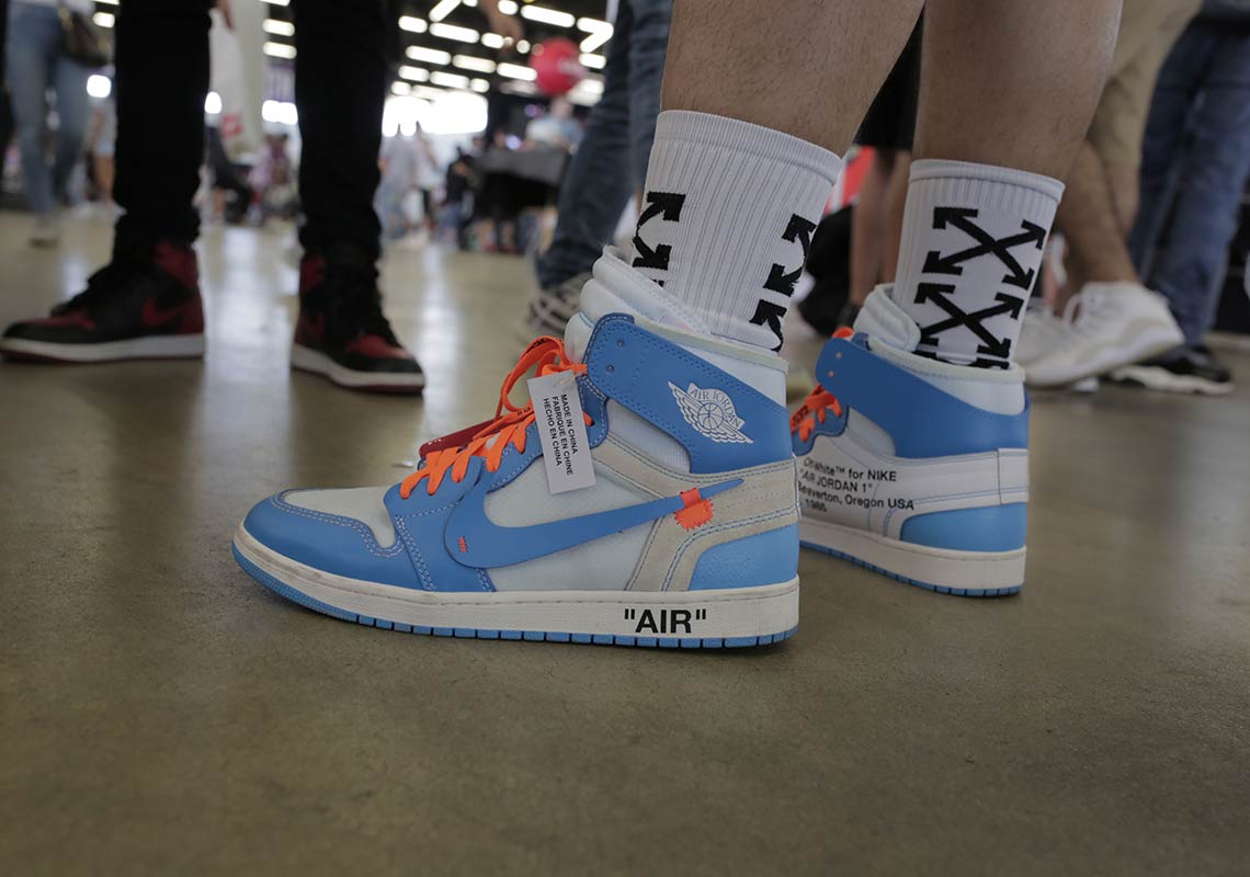 Sneaker Con Dallas On Foot 9